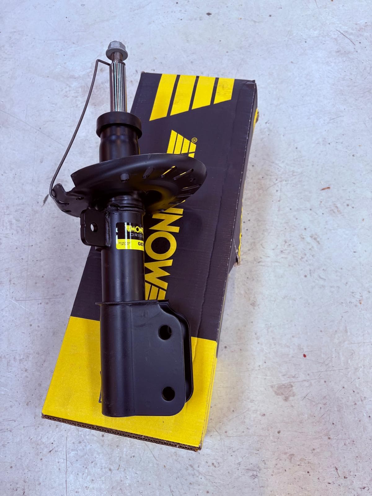 Amortisseur Monroe neuf sur emballage